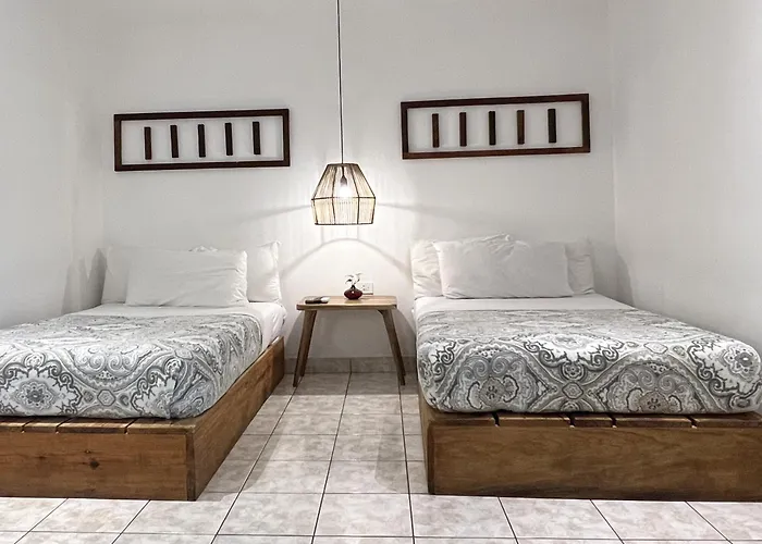 Cinco Hotel B&B